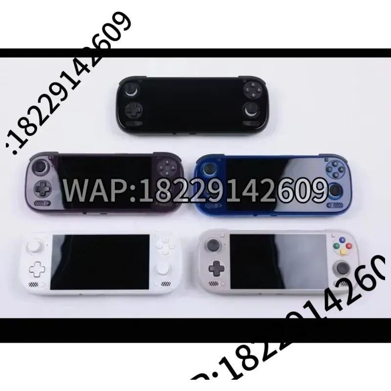 AYN Odin 3 Gaming Console Hand - огляд і ціна Gaming Consoles